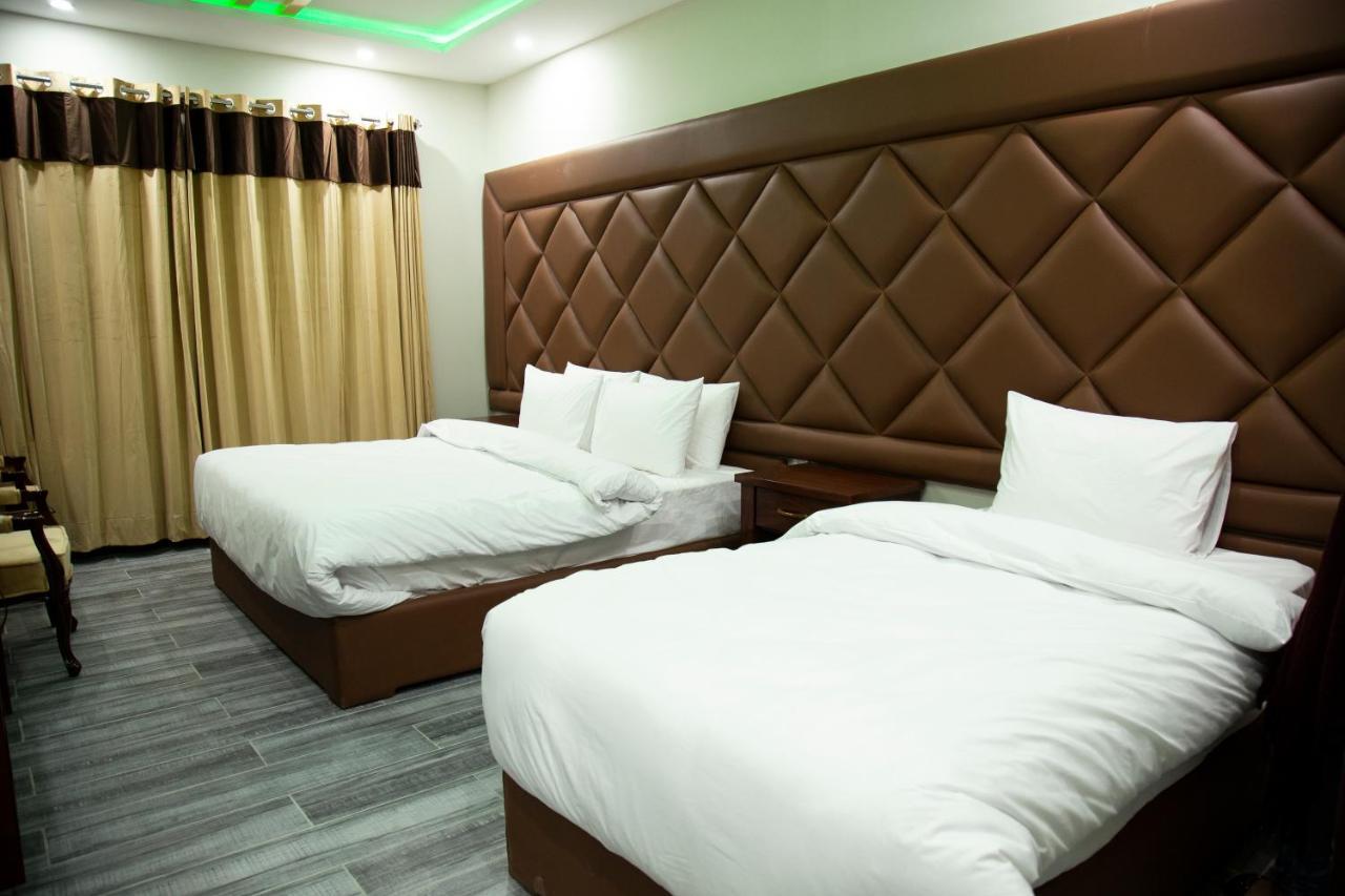 Jumeirah Gold Hotel Naran Esterno foto