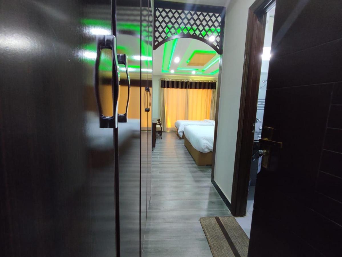 Jumeirah Gold Hotel Naran Esterno foto