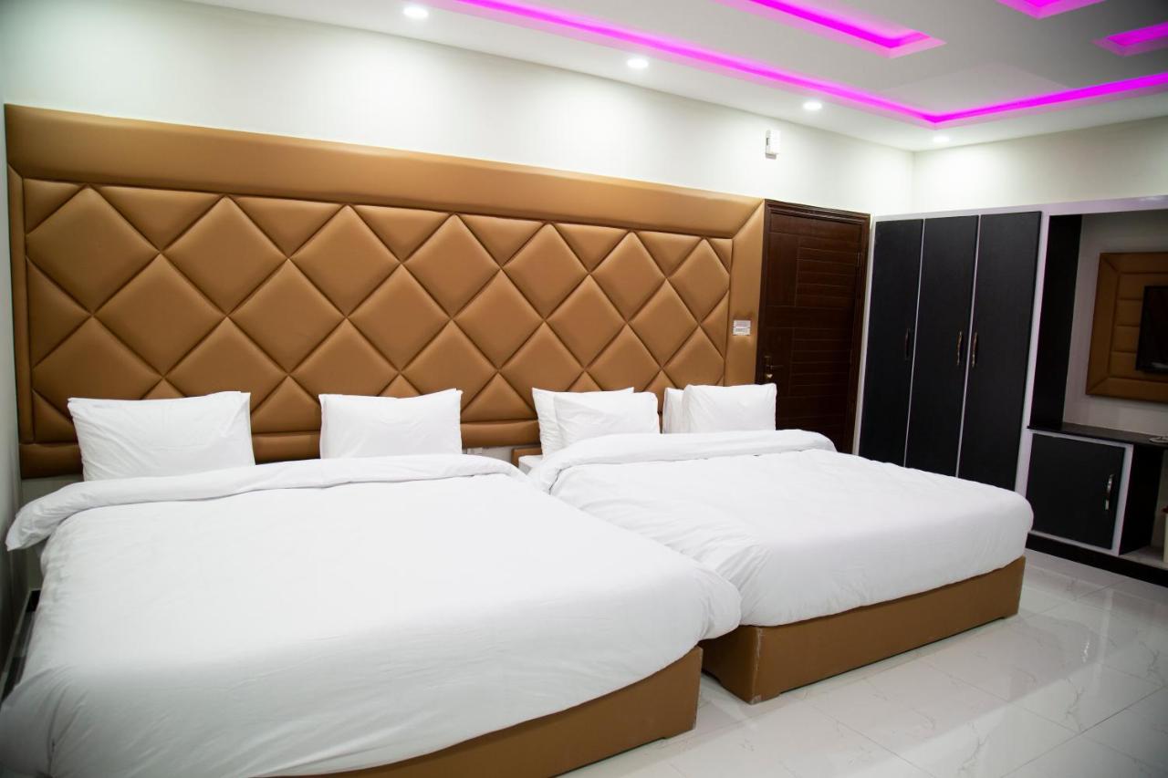 Jumeirah Gold Hotel Naran Esterno foto